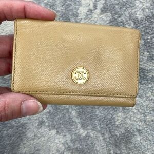 Chanel Interlocking CC Medallion Leather Keyholder Case Trifold Beige